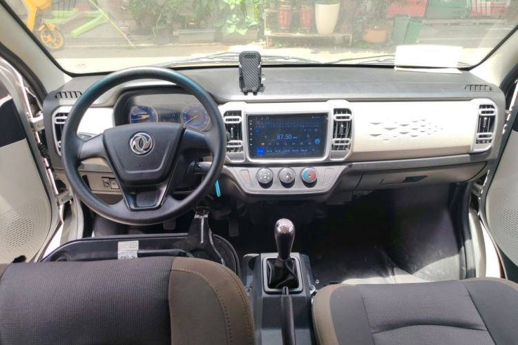 Used Dongfeng Xiaokang C36 2024 1.5L Standard II Center Console