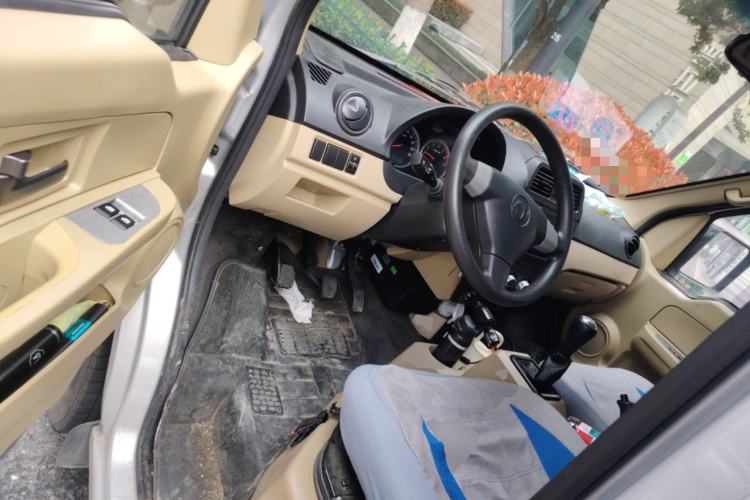 Used Dongfeng Xiaokang C36 2024 1.5L Standard II Driver Seat