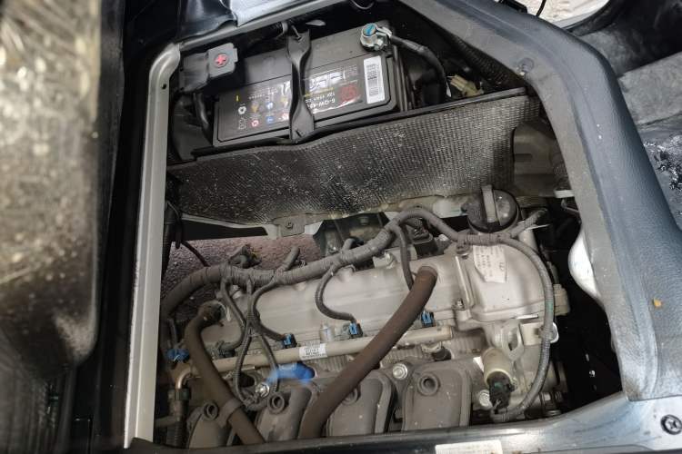Used Dongfeng Xiaokang C36 2024 1.5L Standard II Engine Bay Left