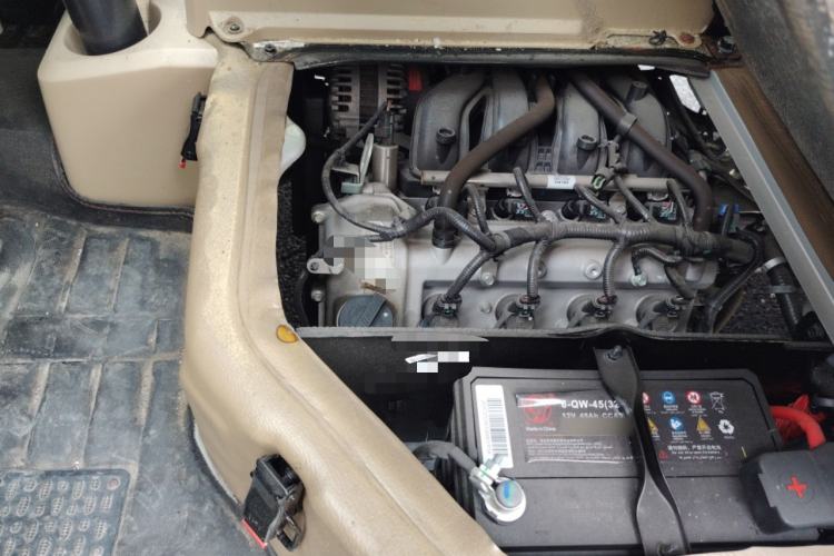 Used Dongfeng Xiaokang C36 2024 1.5L Standard II Engine Bay Right
