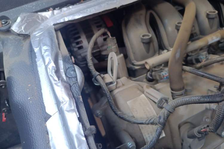 Used Dongfeng Xiaokang C36 2024 1.5L Standard II Engine Bay Right