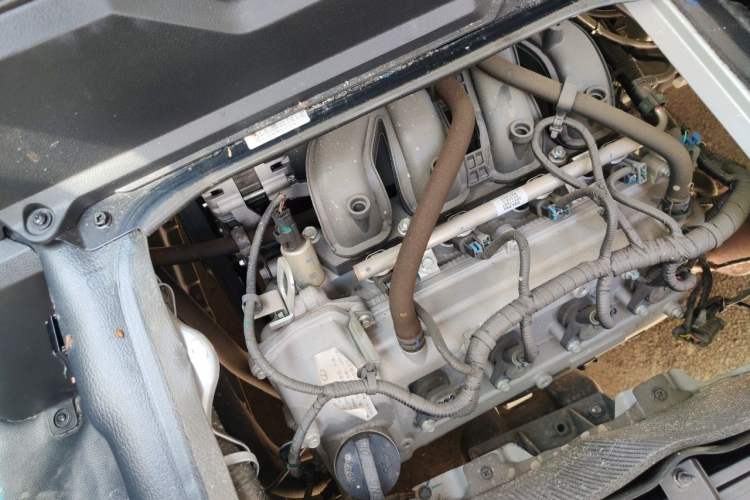 Used Dongfeng Xiaokang C36 2024 1.5L Standard II Engine Bay Right