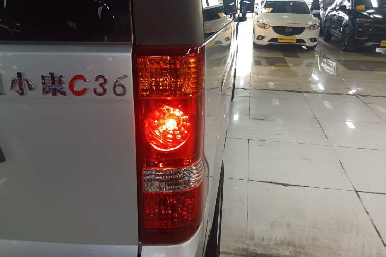 Used Dongfeng Xiaokang C36 2024 1.5L Standard II Exterior 6