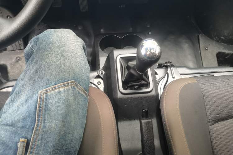 Used Dongfeng Xiaokang C36 2024 1.5L Standard II Gear Lever