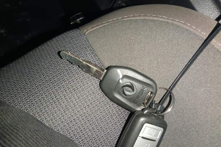 Used Dongfeng Xiaokang C36 2024 1.5L Standard II Interior 1