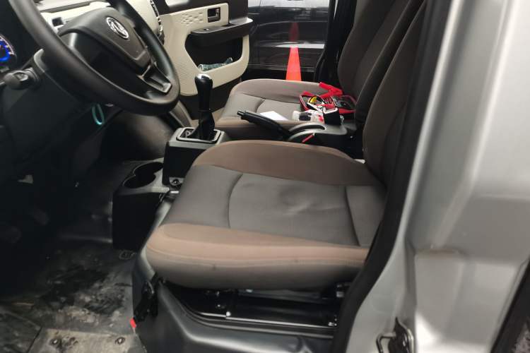 Used Dongfeng Xiaokang C36 2024 1.5L Standard II Left Front Seat