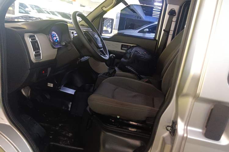 Used Dongfeng Xiaokang C36 2024 1.5L Standard II Left Front Seat