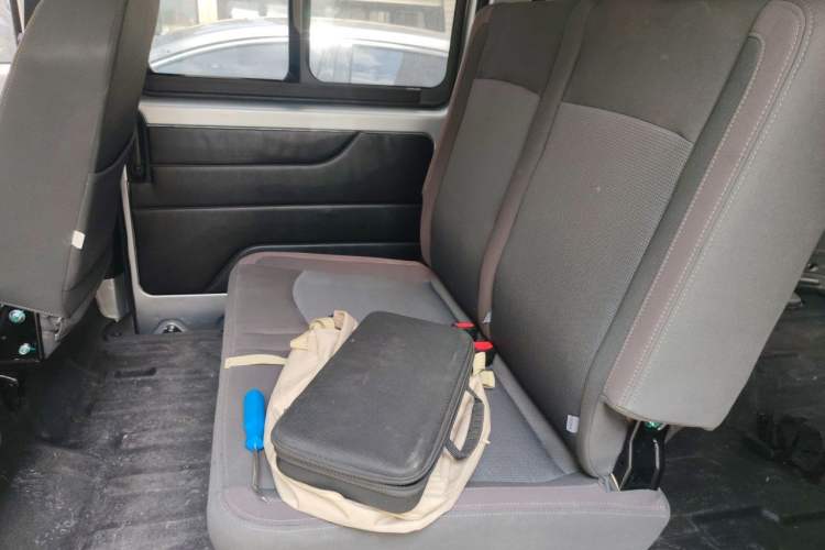 Used Dongfeng Xiaokang C36 2024 1.5L Standard II Left Rear Seat