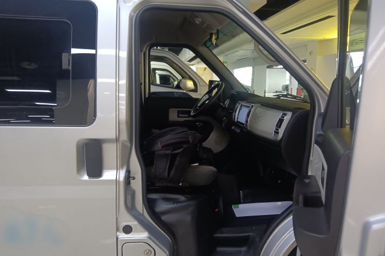 Used Dongfeng Xiaokang C36 2024 1.5L Standard II Right Front Seat