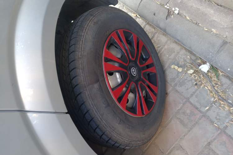 Used Dongfeng Xiaokang C36 2024 1.5L Standard II Right Front Wheel Hub