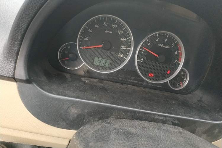 Used Dongfeng Xiaokang C37 2012 1.4L Comfort Version DK13-06 Odometer Close Up