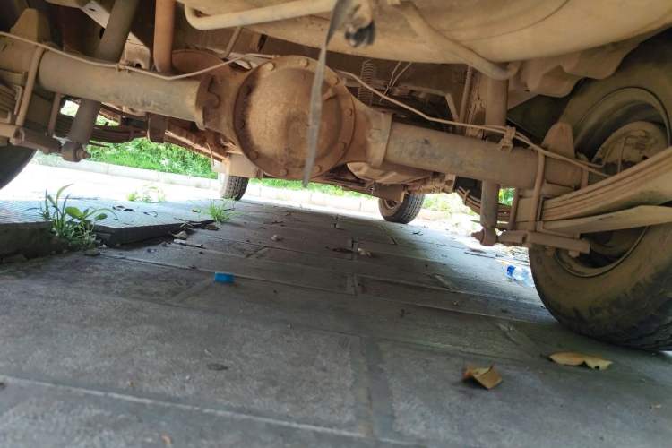 Used Dongfeng Xiaokang C37 2012 1.4L Entrepreneur II Type DK13-06 Chassis Rear