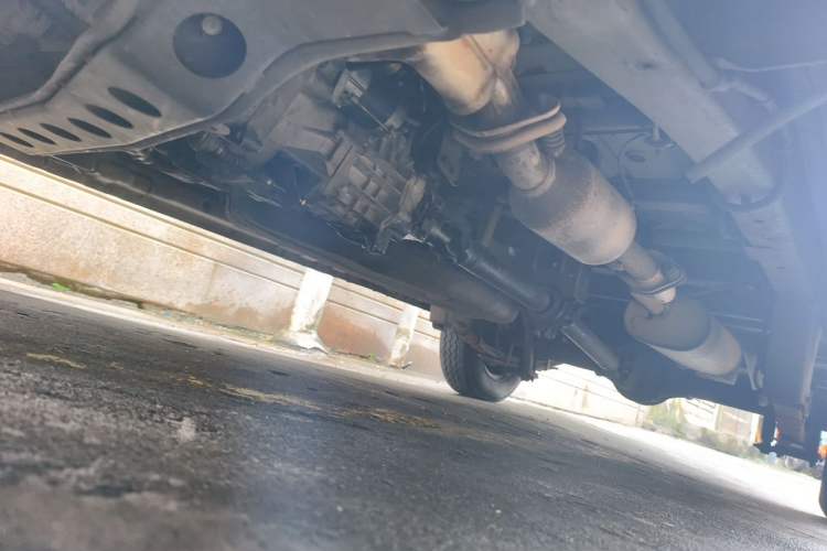 Used Dongfeng Xiaokang C37 2012 1.4L Standard Edition DK13-06 Chassis Front Left