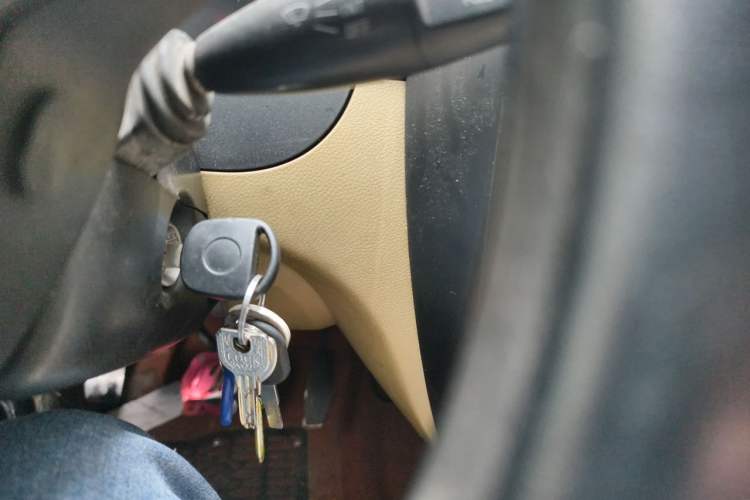 Used Dongfeng Xiaokang C37 2012 1.4L Standard Edition DK13-06 Vehicle Key