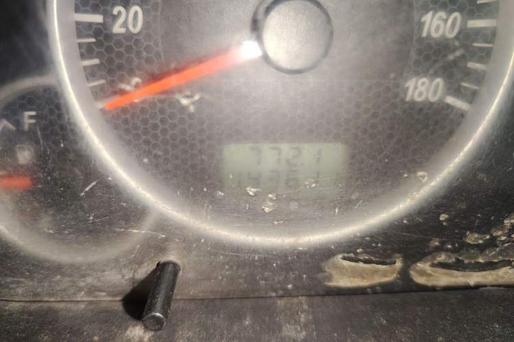 Used Dongfeng Xiaokang C37 2012 1.4L Comfort Version DK13-06 Odometer Close Up