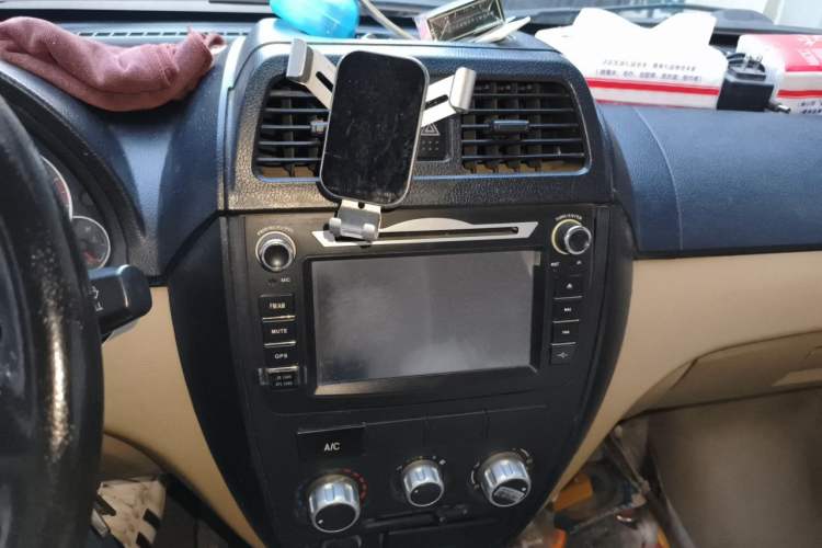 Used Dongfeng Xiaokang C37 2012 1.4L Comfort Version DK13-06 Audio And AC Panel