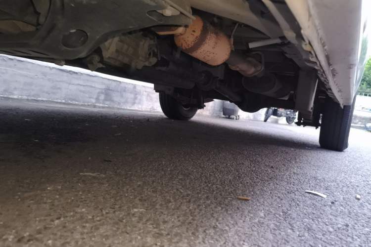 Used Dongfeng Xiaokang C37 2012 1.4L Comfort Version DK13-06 Chassis Front Left