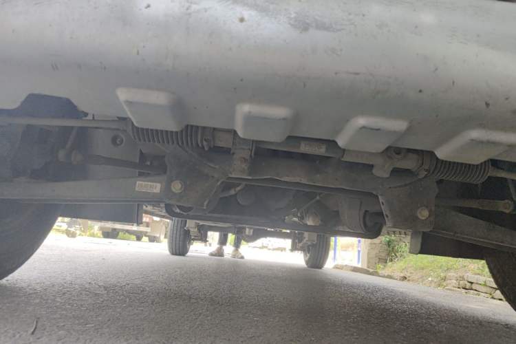 Used Dongfeng Xiaokang C37 2012 1.4L Comfort Version DK13-06 Chassis Front