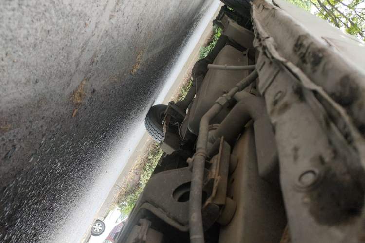Used Dongfeng Xiaokang C37 2012 1.4L Standard Edition DK13-06 Chassis Front Right