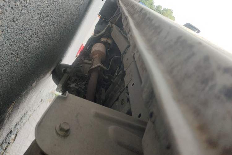 Used Dongfeng Xiaokang C37 2012 1.4L Standard Edition DK13-06 Chassis Rear Left