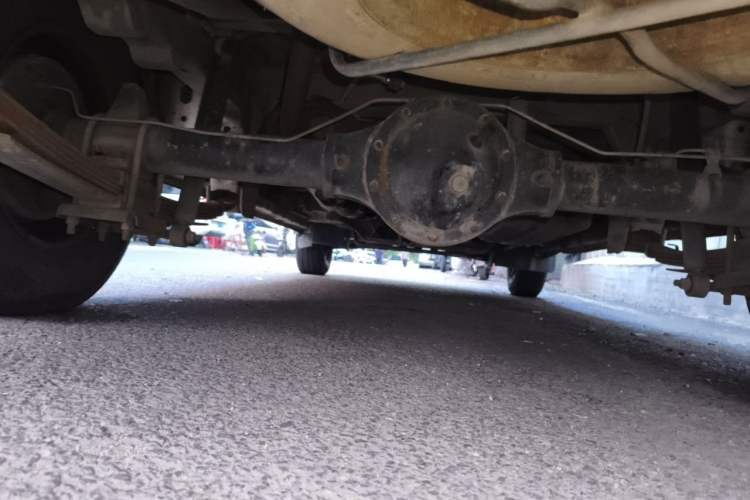 Used Dongfeng Xiaokang C37 2012 1.4L Comfort Version DK13-06 Chassis Rear