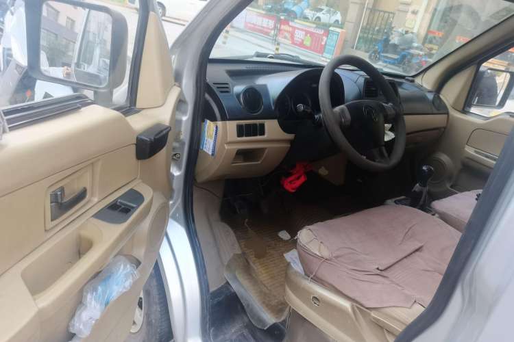 Used Dongfeng Xiaokang C37 2012 1.4L Comfort Version DK13-06 Driver Seat