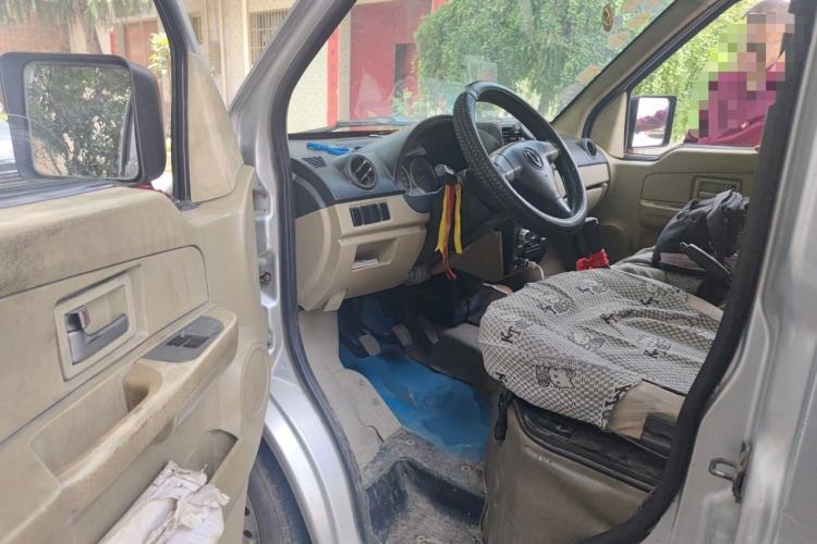 Used Dongfeng Xiaokang C37 2012 1.4L Comfort Version DK13-06 Driver Seat