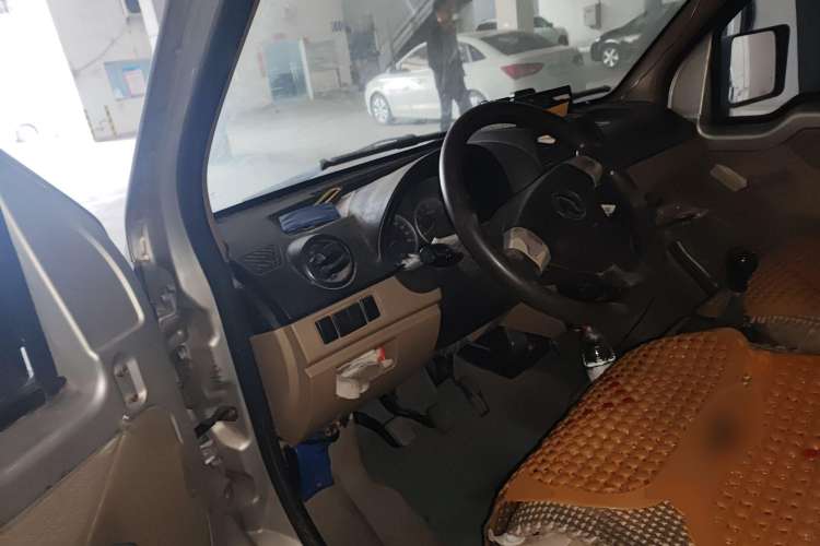 Used Dongfeng Xiaokang C37 2012 1.4L Entrepreneur II Type DK13-06 Driver Seat