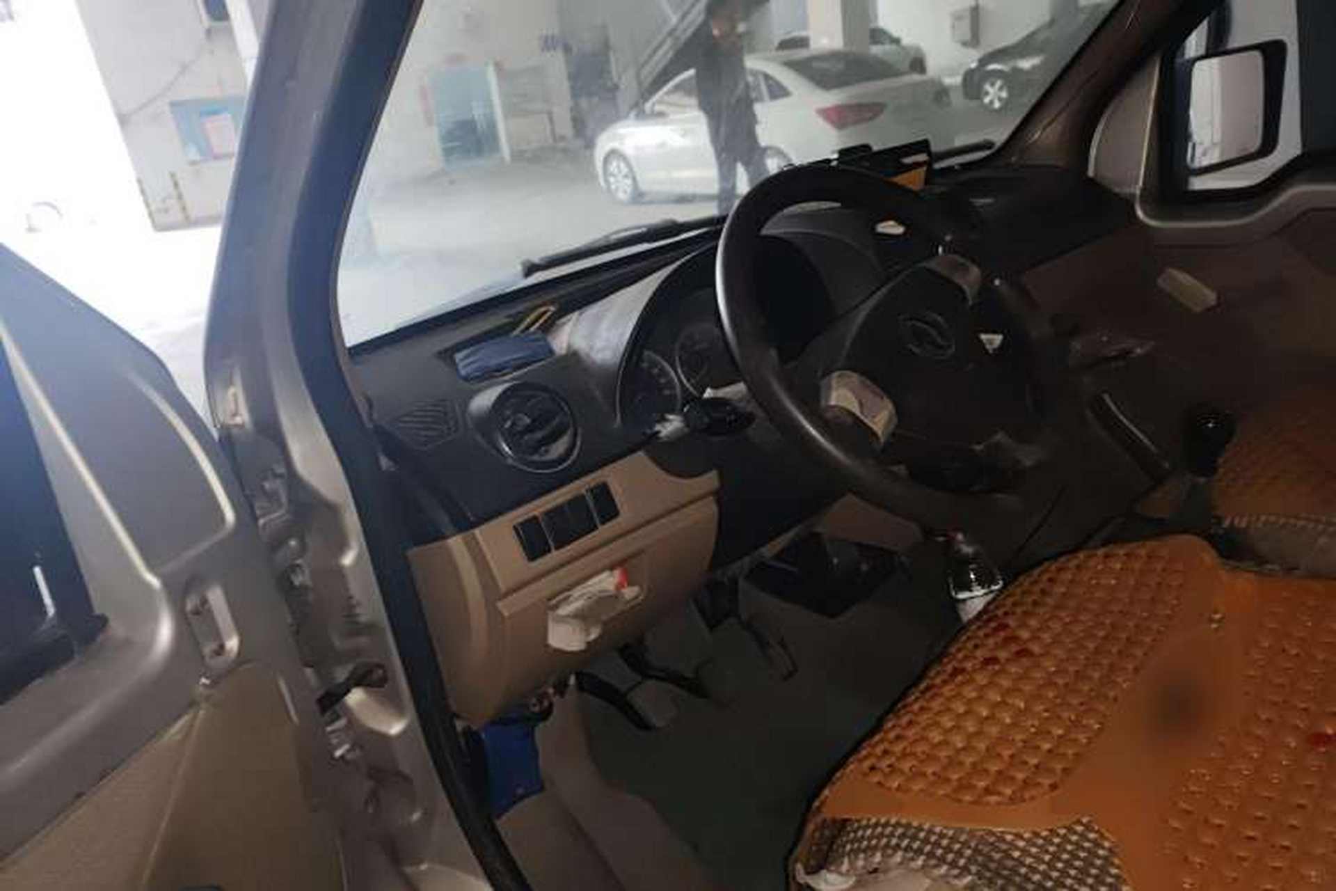 Used Dongfeng Xiaokang C37 2012 1.4L Entrepreneur II Type DK13-06 Driver Seat