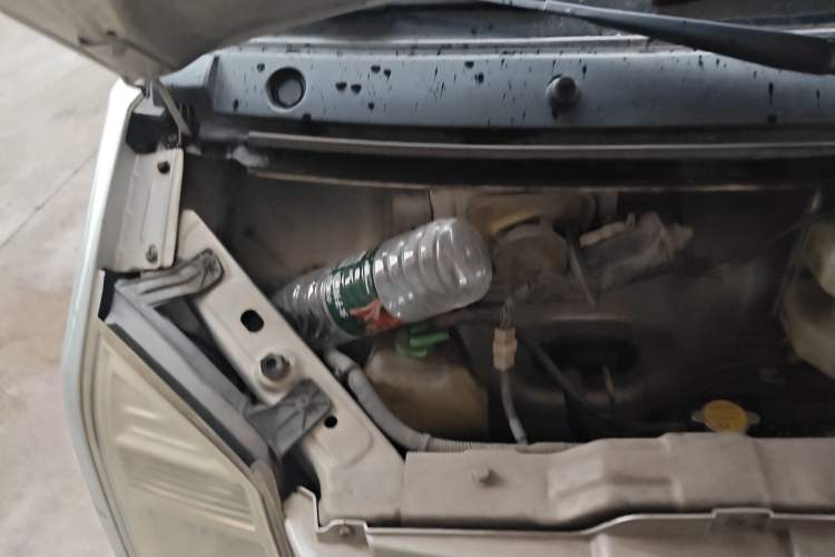 Used Dongfeng Xiaokang C37 2012 1.4L Entrepreneur II Type DK13-06 Engine Bay Right