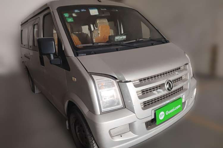Used Dongfeng Xiaokang C37 2012 1.4L Entrepreneur II Type DK13-06 Front Right 45 Deg