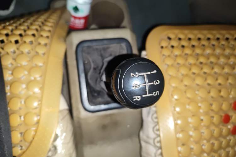 Used Dongfeng Xiaokang C37 2012 1.4L Entrepreneur II Type DK13-06 Gear Lever