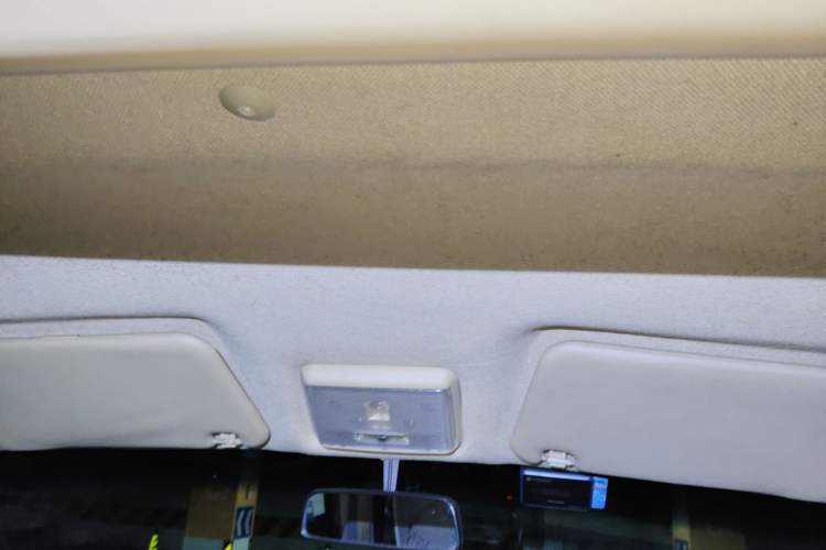 Used Dongfeng Xiaokang C37 2012 1.4L Comfort Version DK13-06 Headliner
