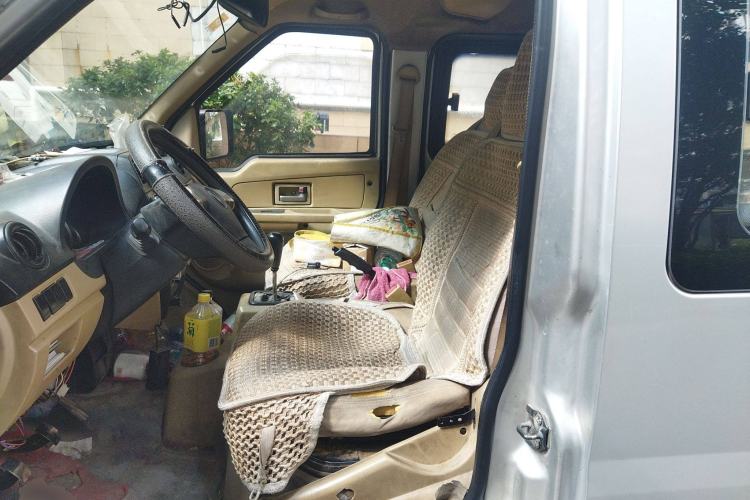 Used Dongfeng Xiaokang C37 2012 1.4L Standard Edition DK13-06 Left Front Seat
