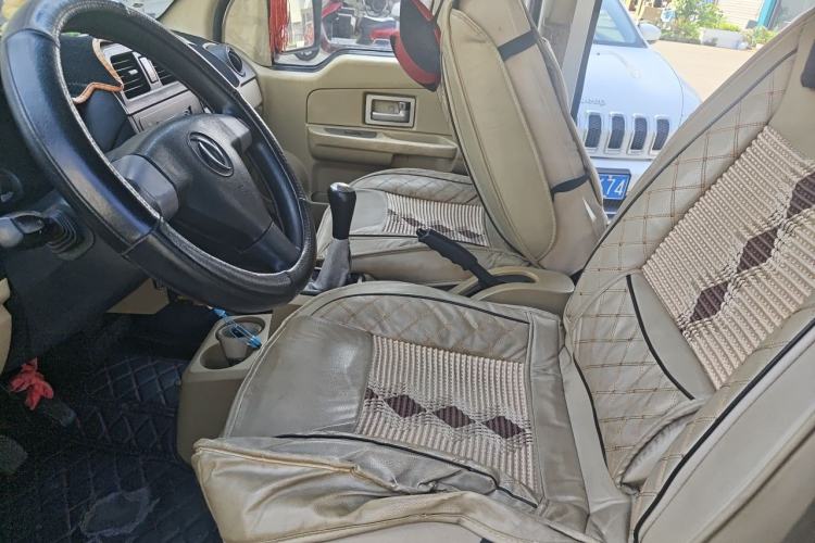 Used Dongfeng Xiaokang C37 2012 1.4L Standard Edition DK13-06 Left Front Seat