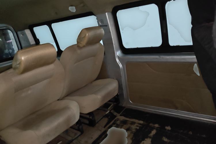 Used Dongfeng Xiaokang C37 2012 1.4L Entrepreneur II Type DK13-06 Left Rear Seat