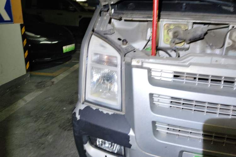Used Dongfeng Xiaokang C37 2012 1.4L Comfort Version DK13-06 Right Front Headlight