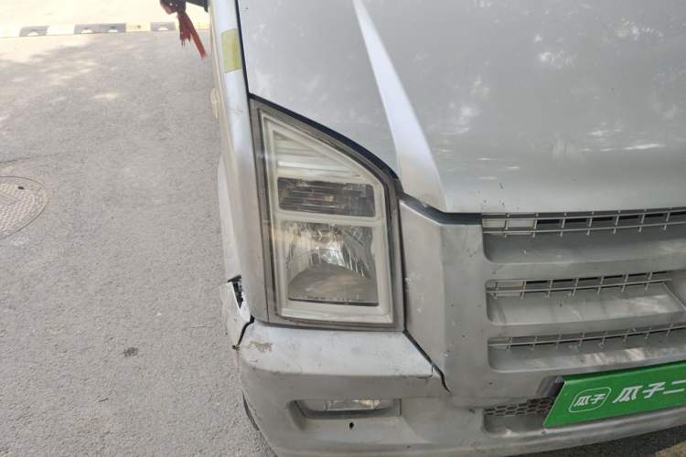 Used Dongfeng Xiaokang C37 2012 1.4L Comfort Version DK13-06 Right Front Headlight