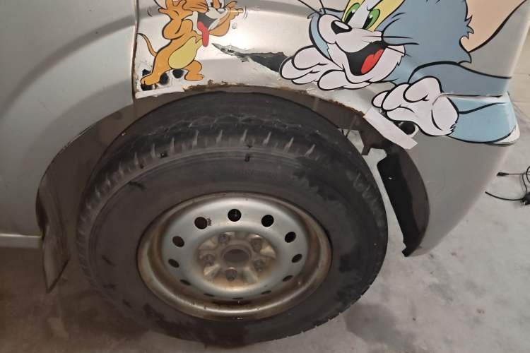 Used Dongfeng Xiaokang C37 2012 1.4L Entrepreneur II Type DK13-06 Right Front Wheel Hub