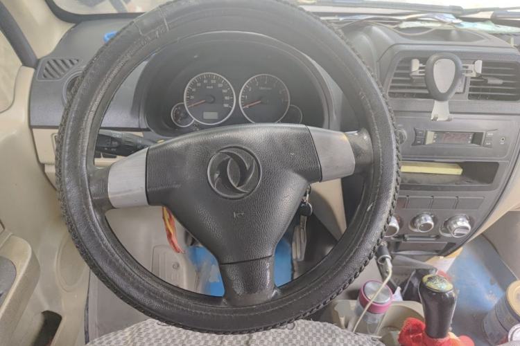 Used Dongfeng Xiaokang C37 2012 1.4L Comfort Version DK13-06 Steering Wheel