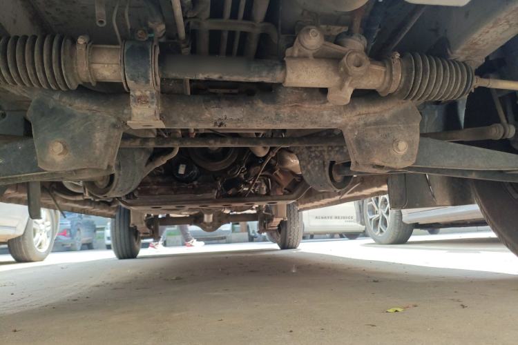 Used Dongfeng Xiaokang C37 2012 1.4L Entrepreneur II Type DK13-06 Chassis Front