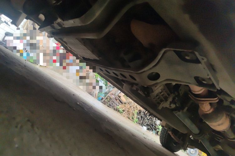 Used Dongfeng Xiaokang C37 2012 1.4L Entrepreneur II Type DK13-06 Chassis Front Left