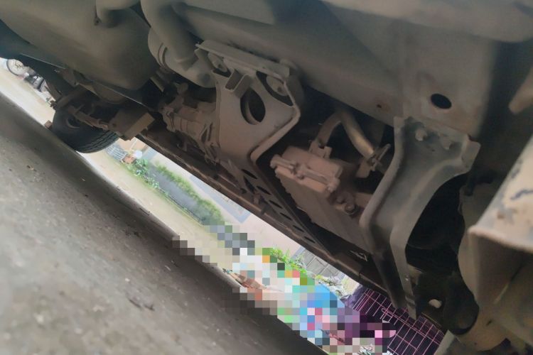 Used Dongfeng Xiaokang C37 2012 1.4L Entrepreneur II Type DK13-06 Chassis Front Right