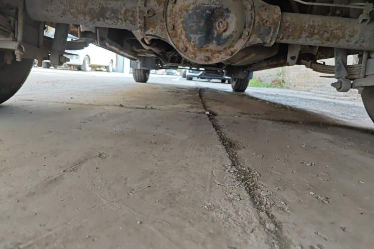 Used Dongfeng Xiaokang C37 2012 1.4L Entrepreneur II Type DK13-06 Chassis Rear