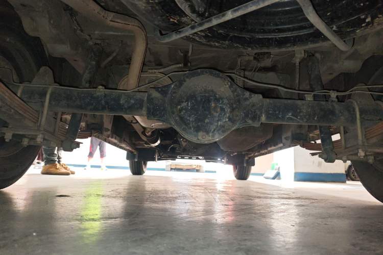 Used Dongfeng Xiaokang C37 2012 1.4L Entrepreneur II Type DK13-06 Chassis Rear