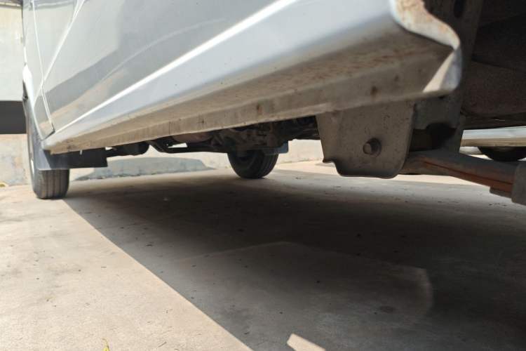 Used Dongfeng Xiaokang C37 2012 1.4L Entrepreneur II Type DK13-06 Chassis Rear Left