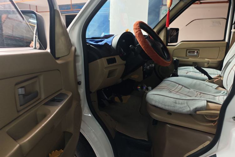 Used Dongfeng Xiaokang C37 2012 1.4L Entrepreneur II Type DK13-06 Driver Seat