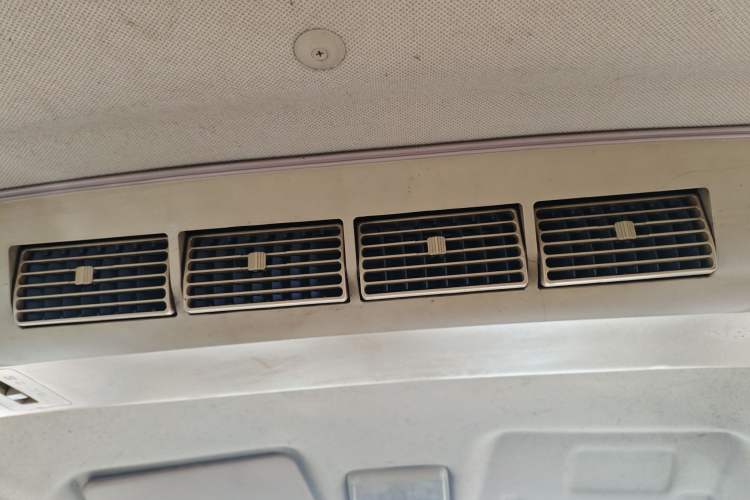 Used Dongfeng Xiaokang C37 2012 1.4L Entrepreneur II Type DK13-06 Headliner