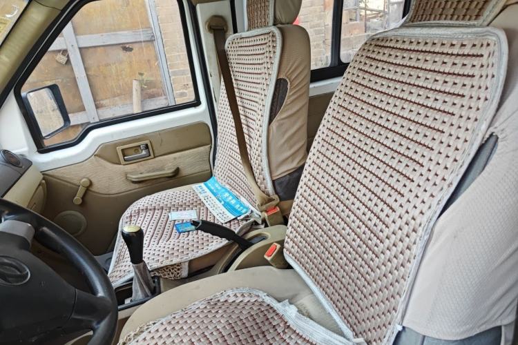 Used Dongfeng Xiaokang C37 2012 1.4L Entrepreneur II Type DK13-06 Left Front Seat