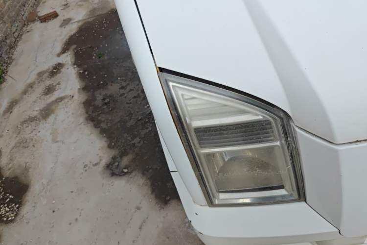 Used Dongfeng Xiaokang C37 2012 1.4L Entrepreneur II Type DK13-06 Right Front Headlight